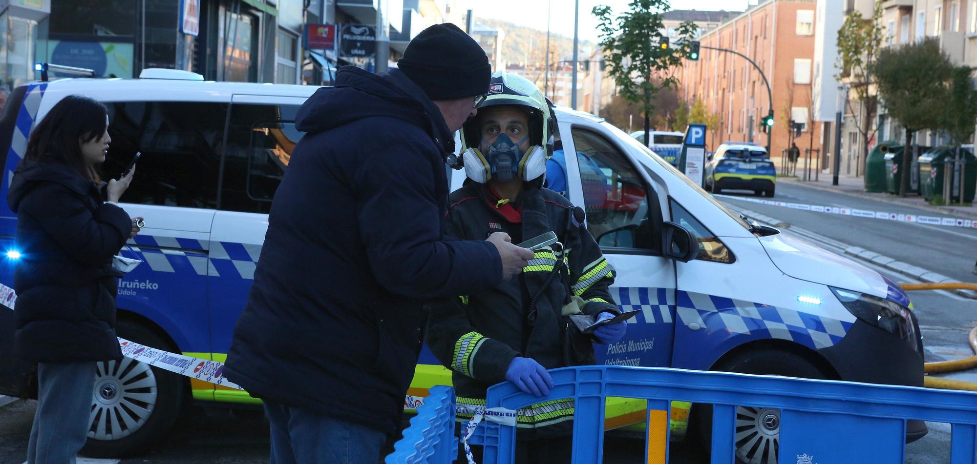 [FOTOS] Así ha quedado el bazar incendiado en la Rochapea