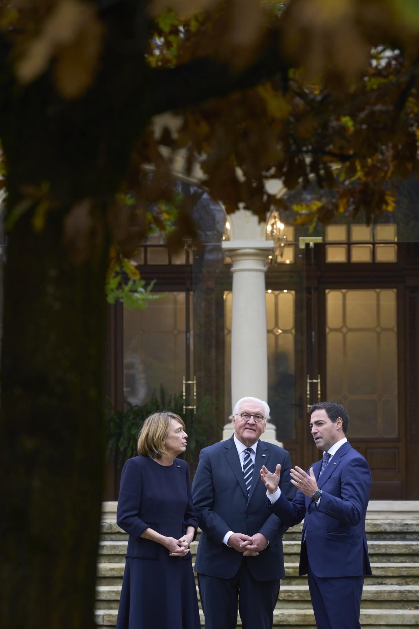 Pradales recibe en Ajuria Enea a Steinmeier antes de acudir a Gernika para pedir perdón a las víctimas