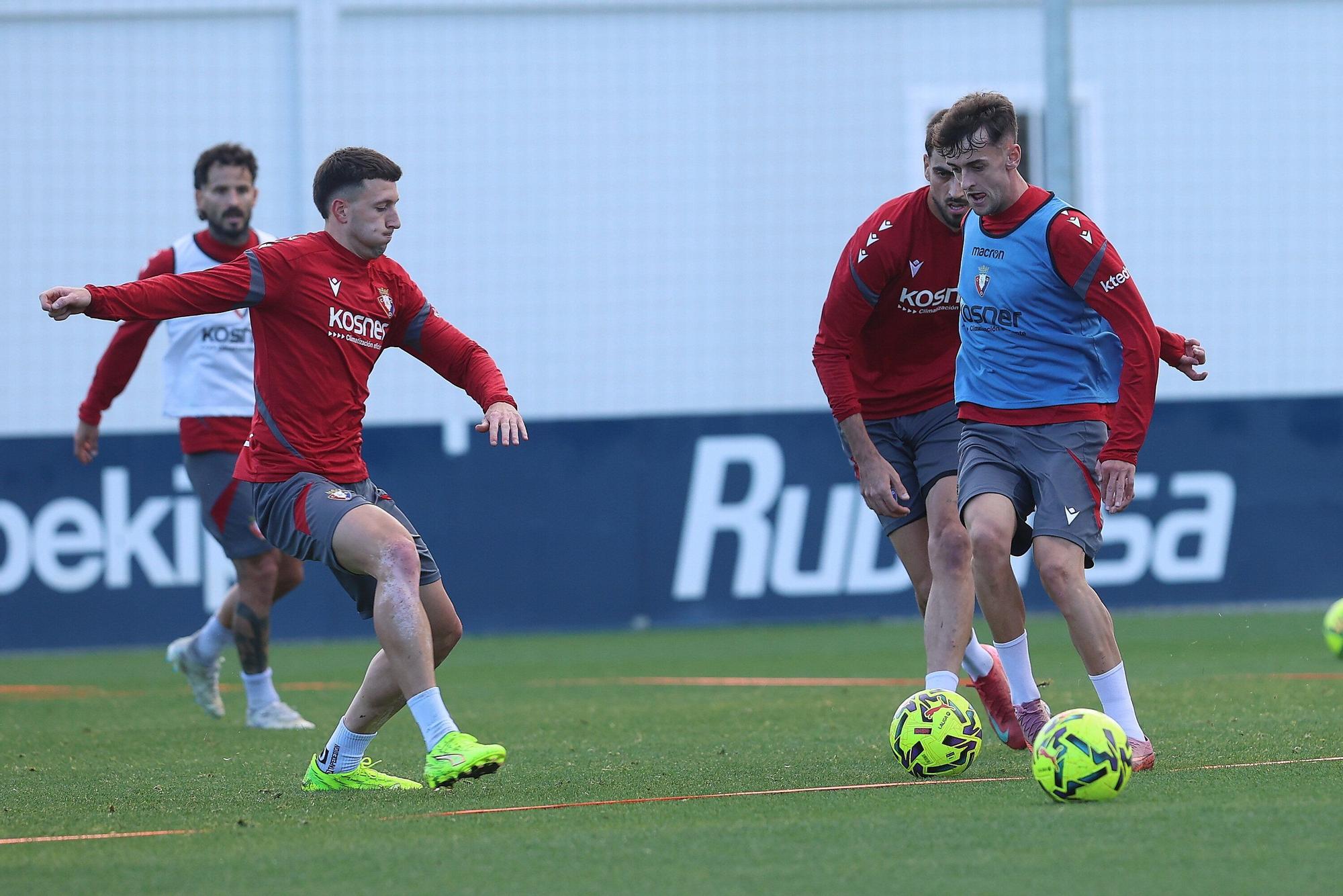 Fotos del entrenamiento de Osasuna (17/11/2025)