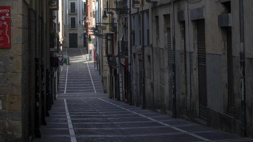 A prisión tras el robo violento de una cadena de oro en el Casco Viejo de Pamplona