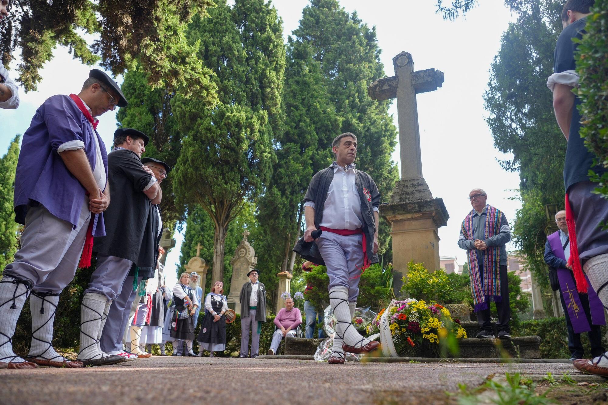 En imágenes: Homenaje y recuerdo a los blusas y las neskas que ya no están