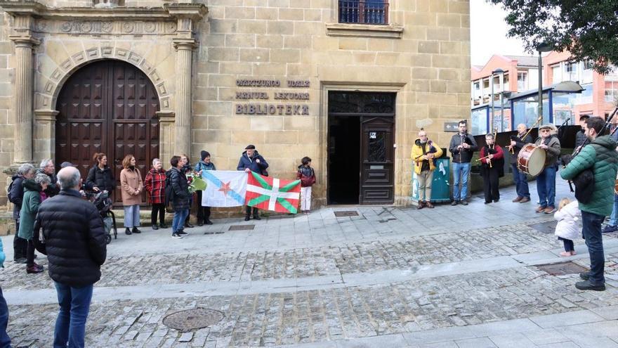 Pirritx eta Porrotx Oiartzunen izango dira hilabete honetan