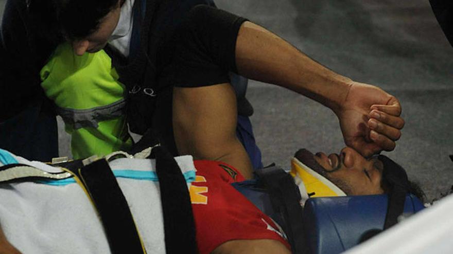 Rojas acabó en el hospital por un golpe “fortuito” de Mumbrú