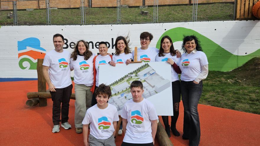 La escuela de Bermeo cuenta con un renovado patio inclusivo