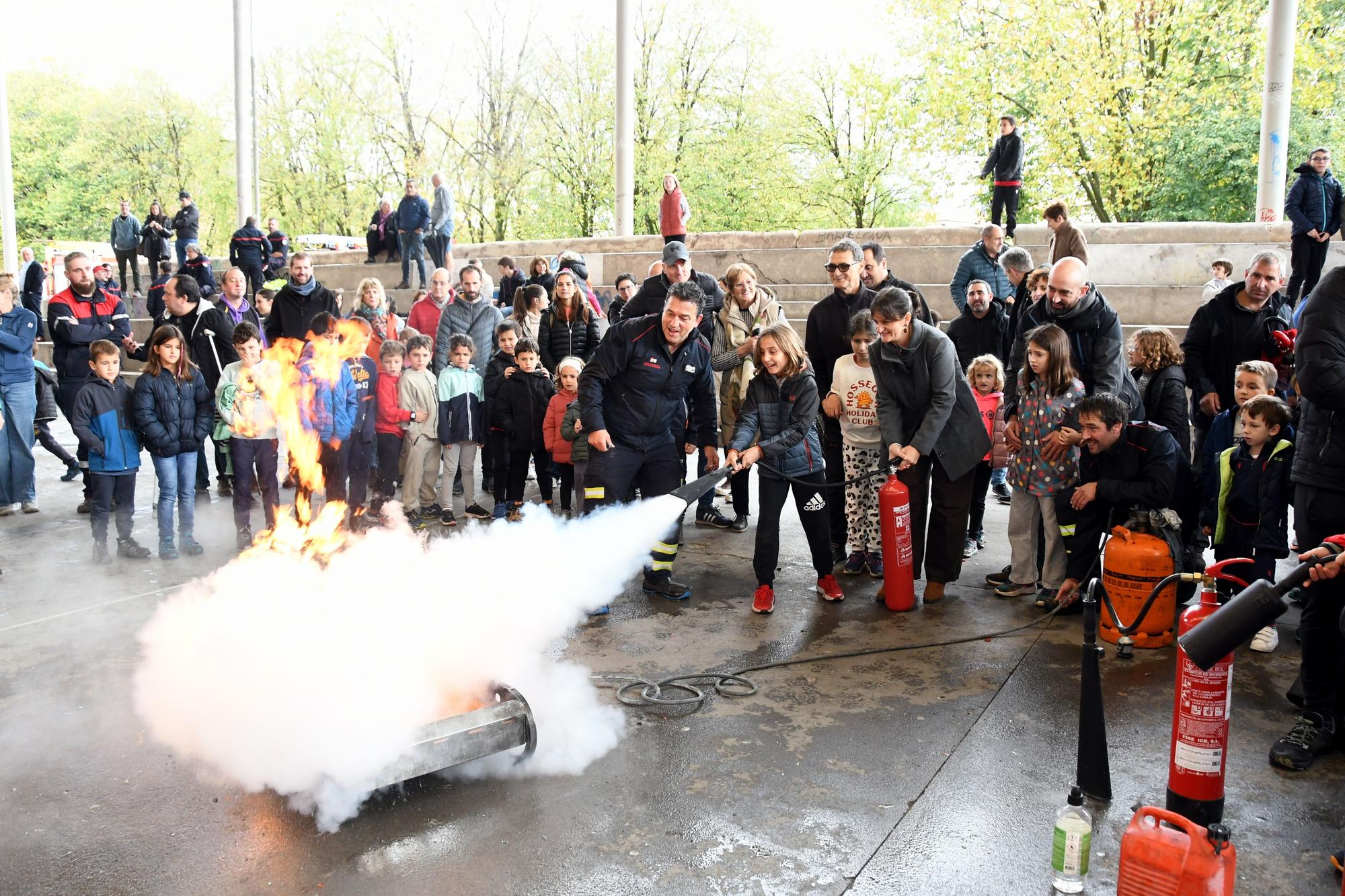 Las sirenas rompen el silencio de Elizondo