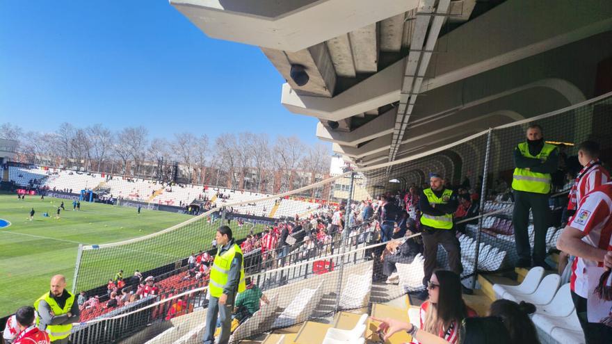 La curiosa manera de separar a las aficiones en Vallecas