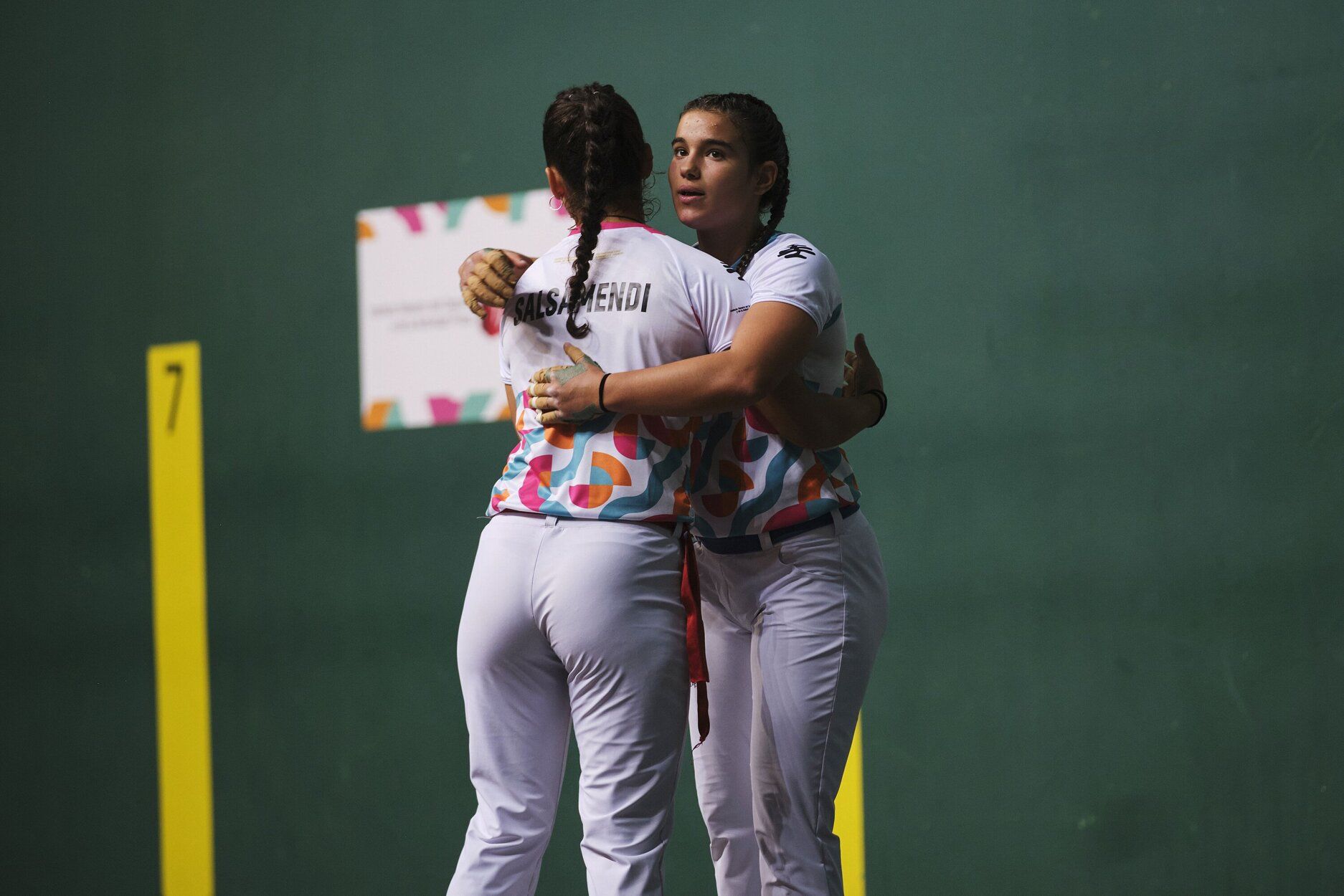 Fotos de las finales de pelota mano y pala femenina de este domingo