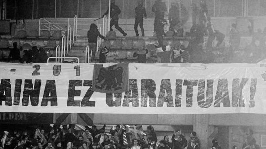 La Ertzaintza carga culpas