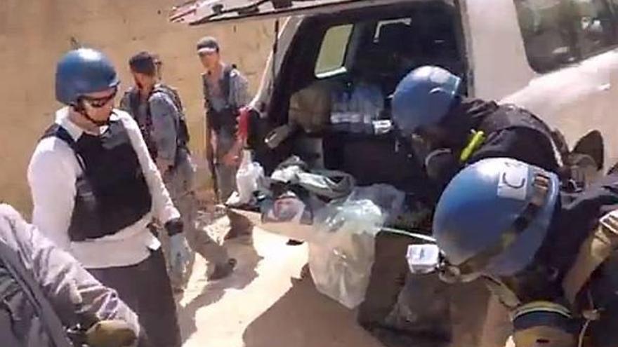 La Organización para la Prohibición de las Armas Químicas (OPAQ),  Premio Nobel de la Paz 2013, por sus &quot;amplios esfuerzos para eliminar&quot; estos arsenales