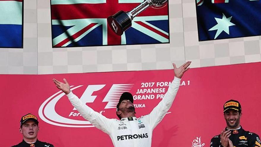 Hamilton avista el título