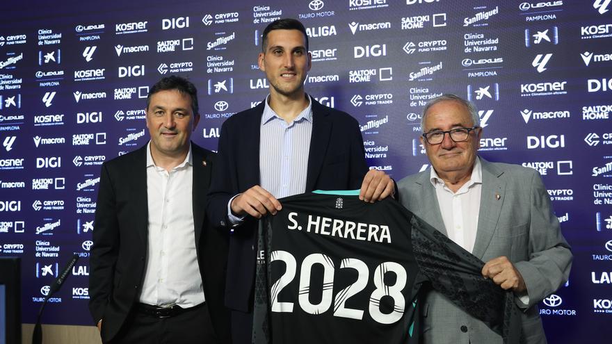 Rueda de prensa de la renovación de Sergio Herrera hasta 2028