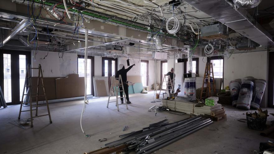 El Ayuntamiento licita el mobiliario de las cinco plantas de oficinas de Casa Seminario por 89.981 euros