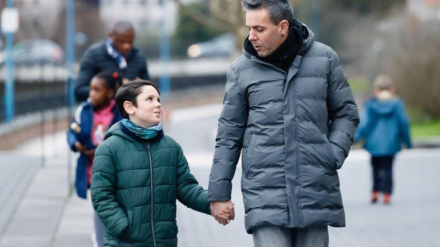 “El padre no gesta a su hijo y la sociedad no percibe igual su dolor ante su fallecimiento”