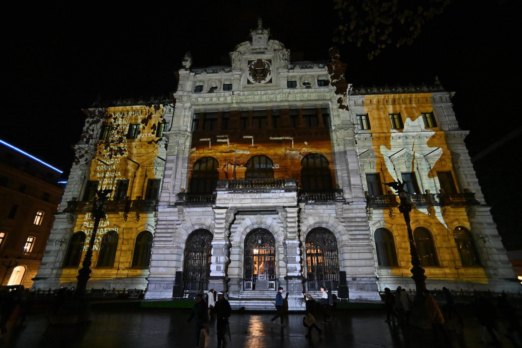 Así se ha iluminado la fachada del Palacio Foral de Bizkaia
