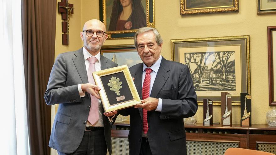 Gernika-Lumo refuerza su papel como símbolo de paz con la visita del embajador neerlandés