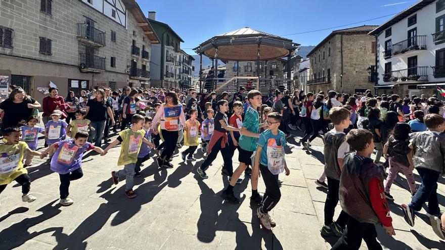 Los centros educativos de Altsasu se adelantan a la Korrika