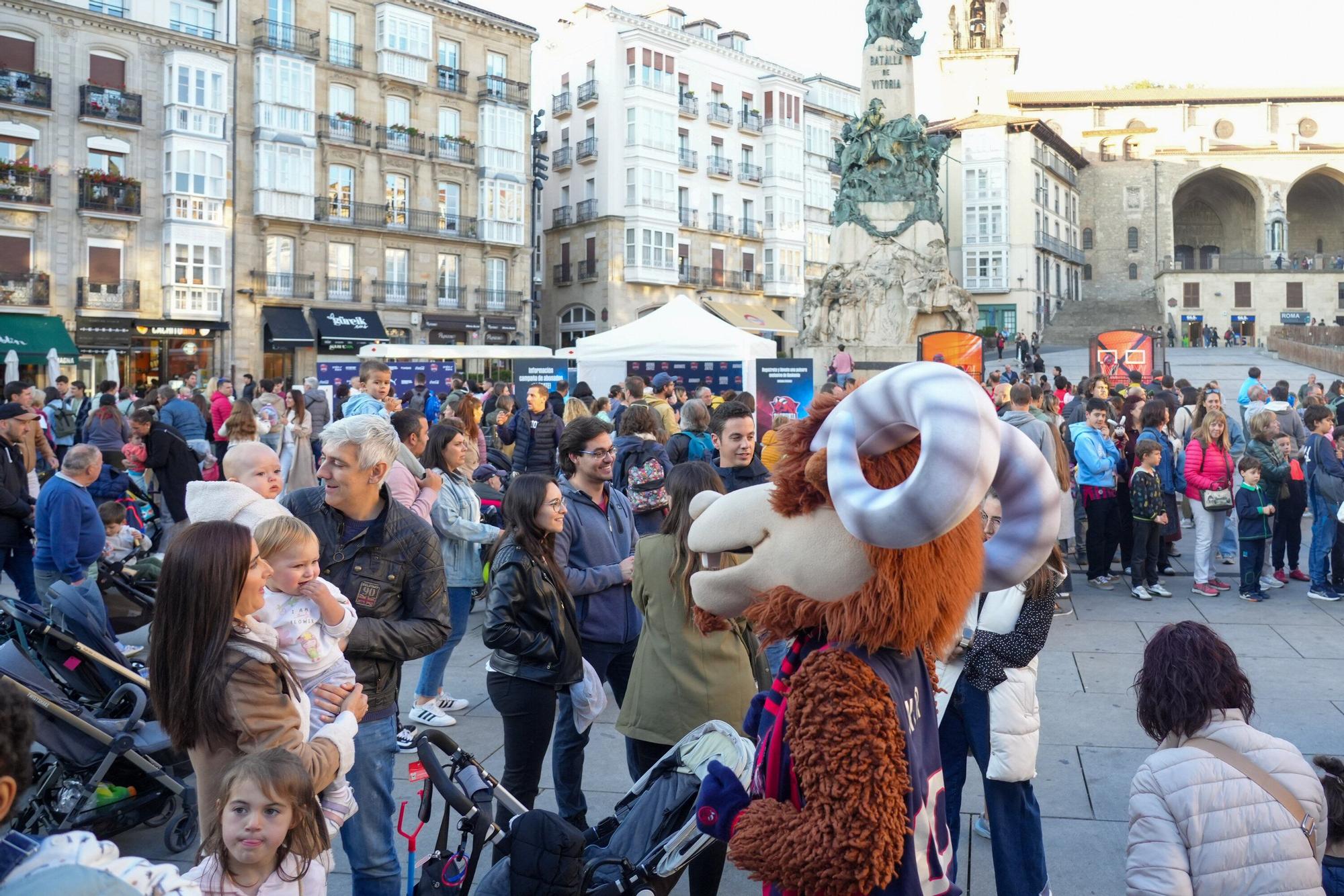 En imágenes: La gran fiesta del Baskonia se celebra en la Virgen Blanca