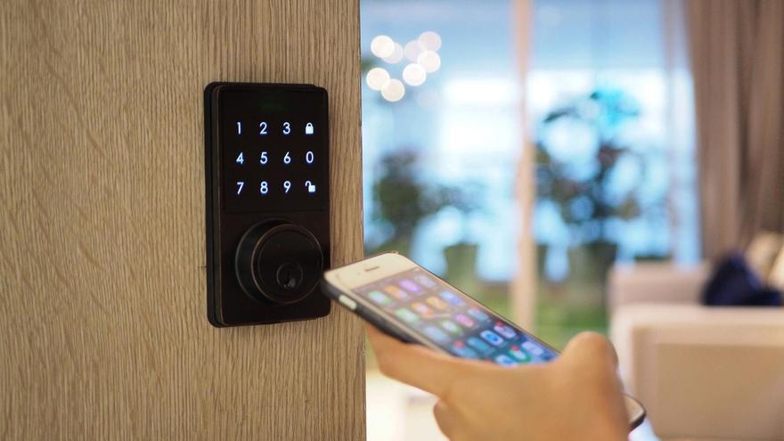 La nueva forma de proteger tu hogar con cerraduras inteligentes