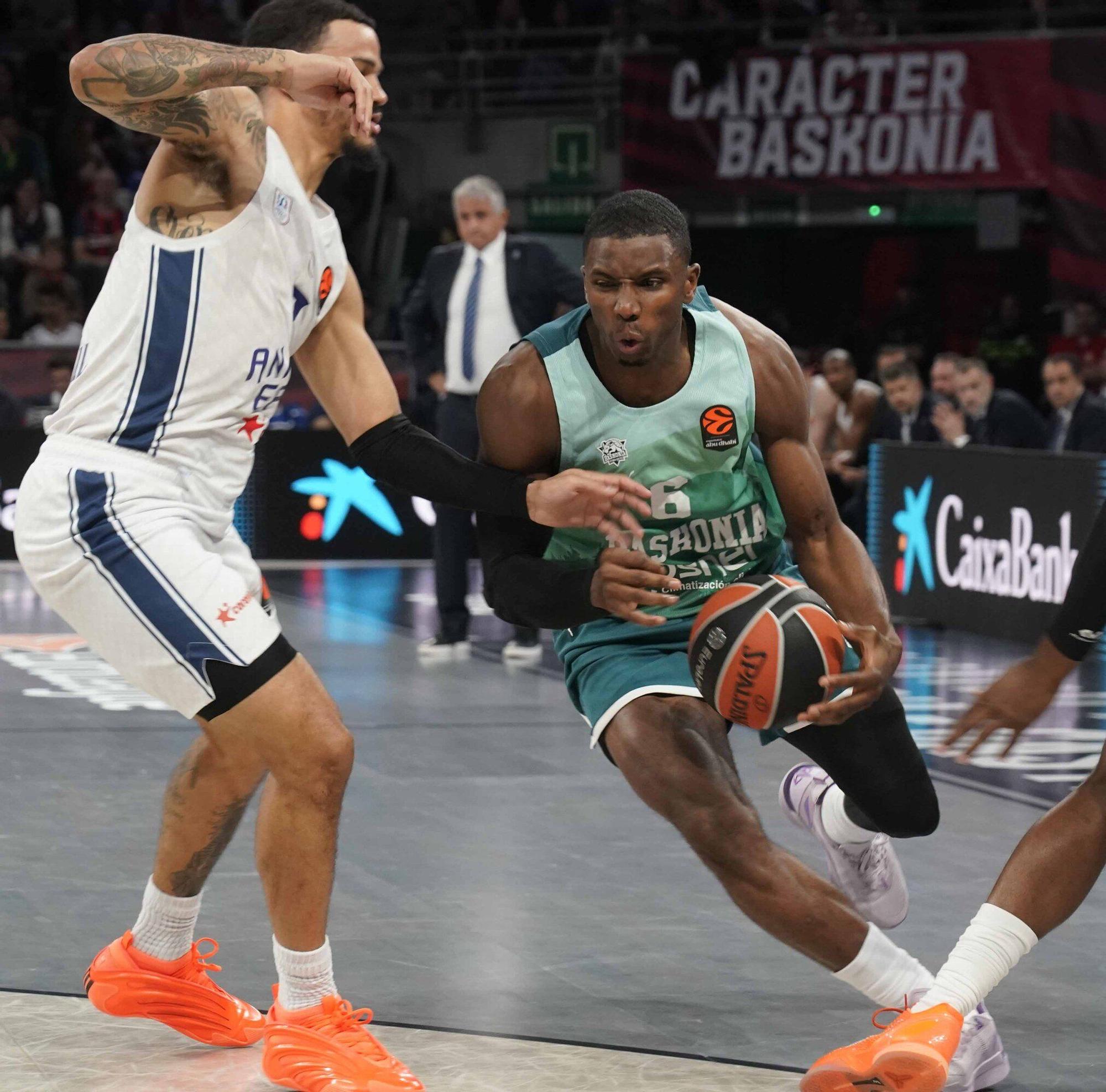 Las mejores imáganes del Baskonia 86-75 Anadolu Efes