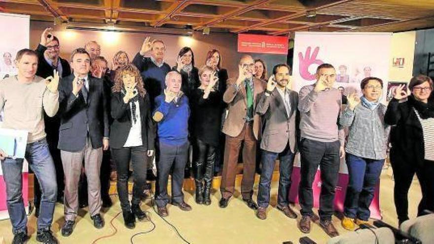 Representantes de distintas instituciones sanitarias, ayer en la presentación de la campaña.