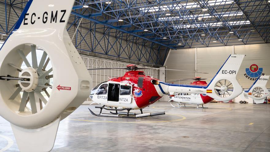 Ertzaintzak erabat berritu du bere helikopteroen flota