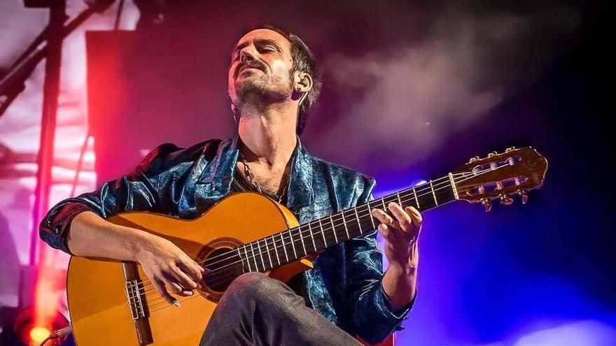 Víctor Iniesta llevará esta tarde su guitarra a la ermita de San Juan de Bergara