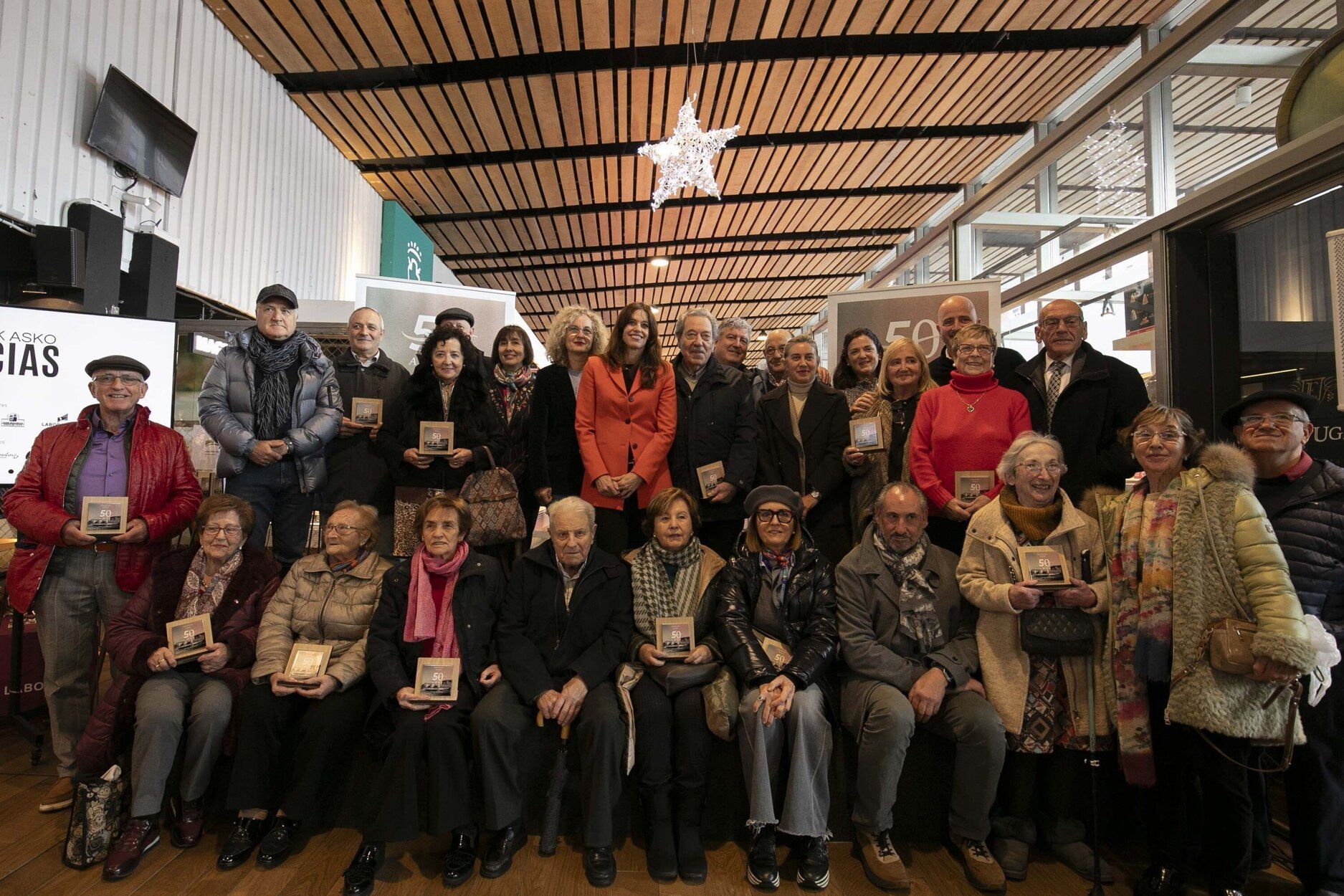 En imágenes: El Mercado de Abastos de Vitoria celebra su 50 aniversario