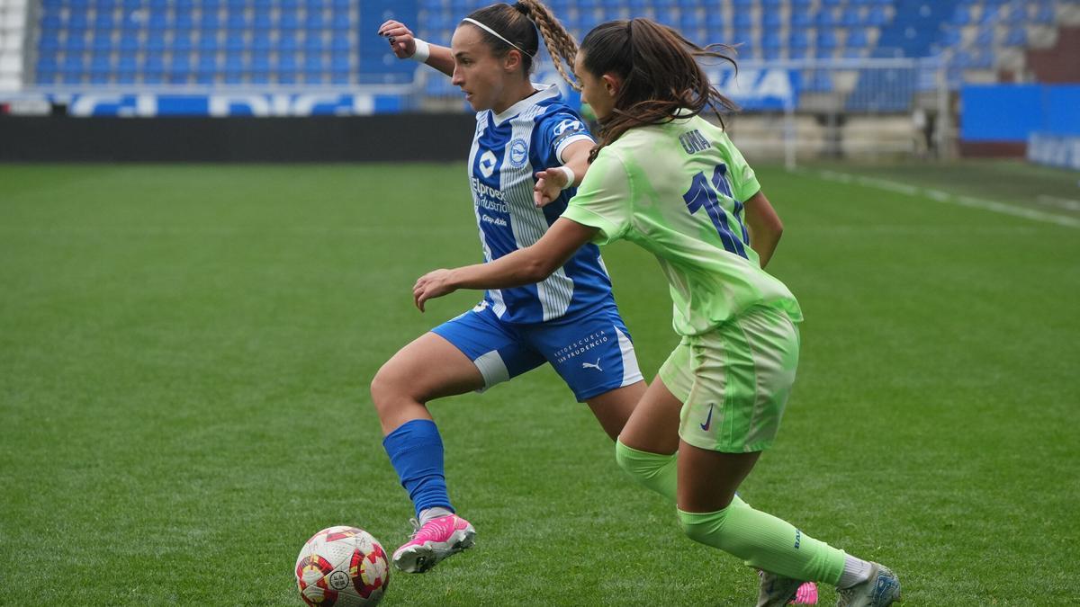 Laura Navajas, una de las seis albiazules renovadas.