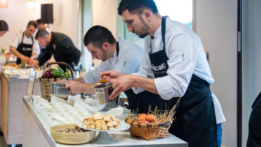Más de 300 profesionales abogan por una gastronomía vasca más verde