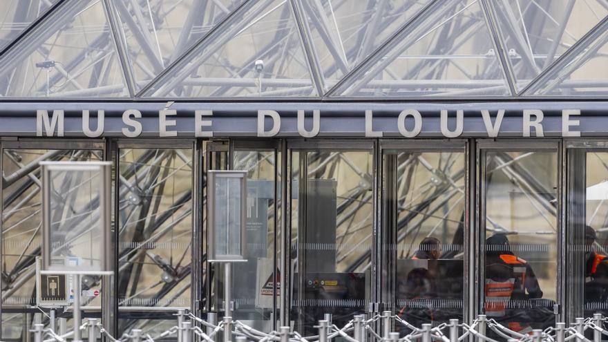 Detenido un sospechoso por el robo del Louvre cuando trataba de salir del país