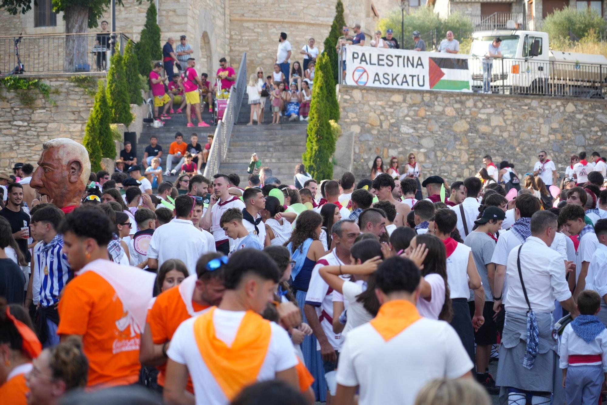 En imágenes: El Brujo abre las fiestas de Nanclares de la Oca
