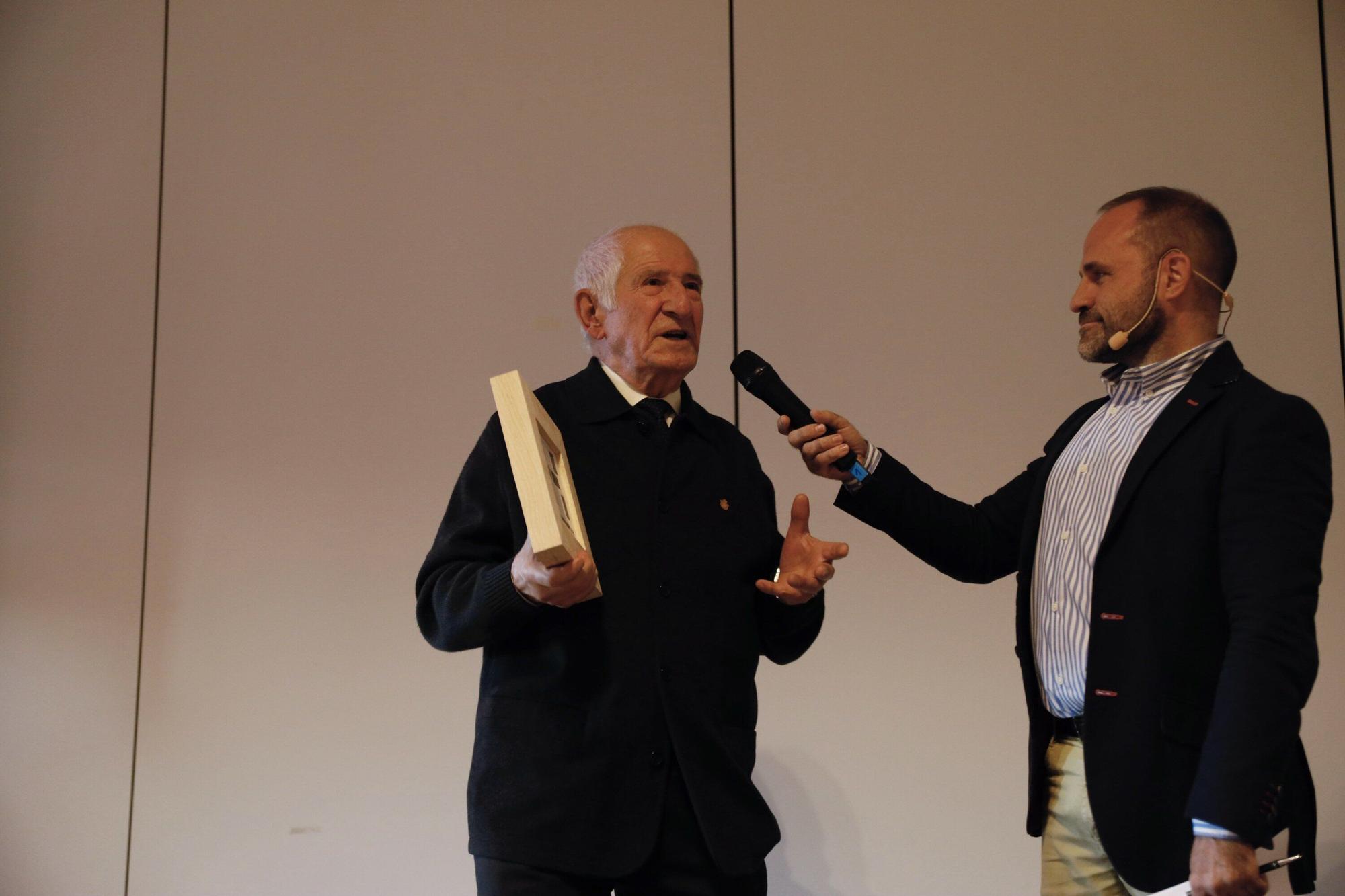 En imágenes: Entrega de los premios DEIA Laboral Kutxa Hemendik Sariak de la comarca Nerbioi-Ibaizabal