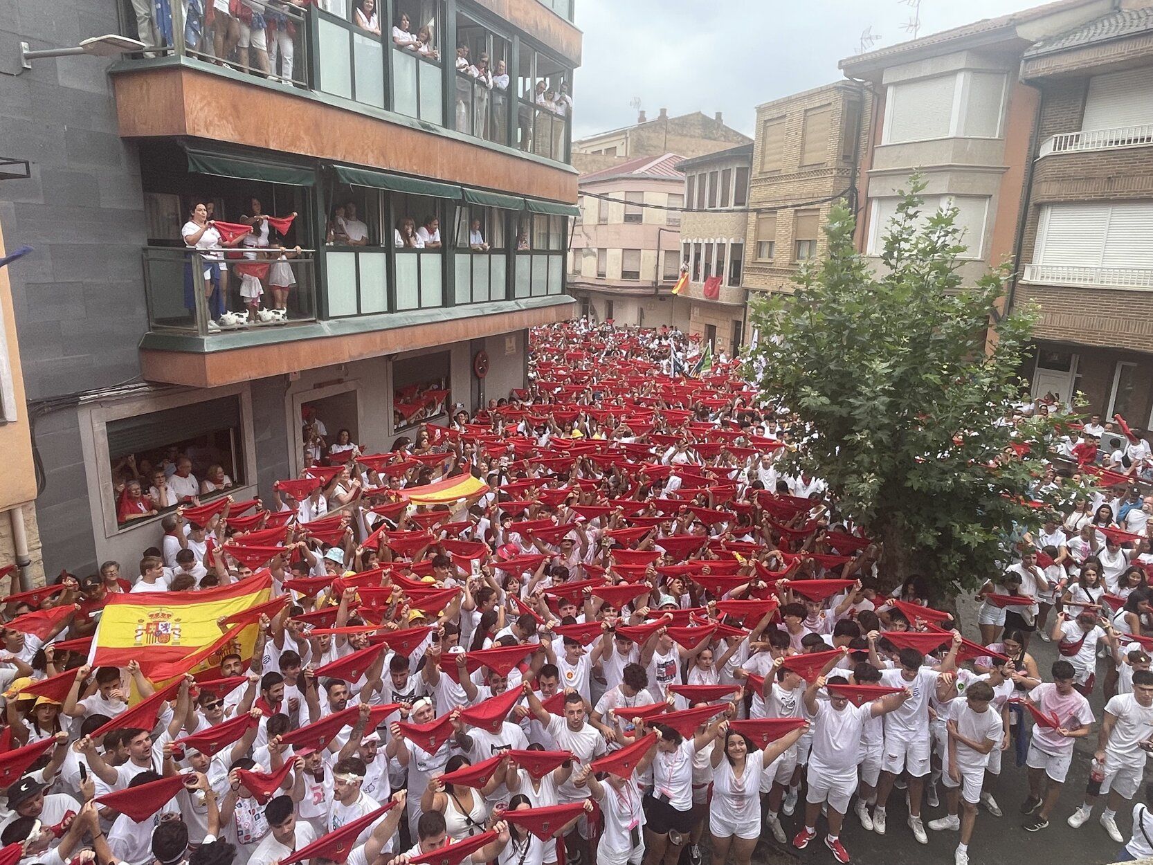 Fotos del chupinazo de fiestas de Azagra