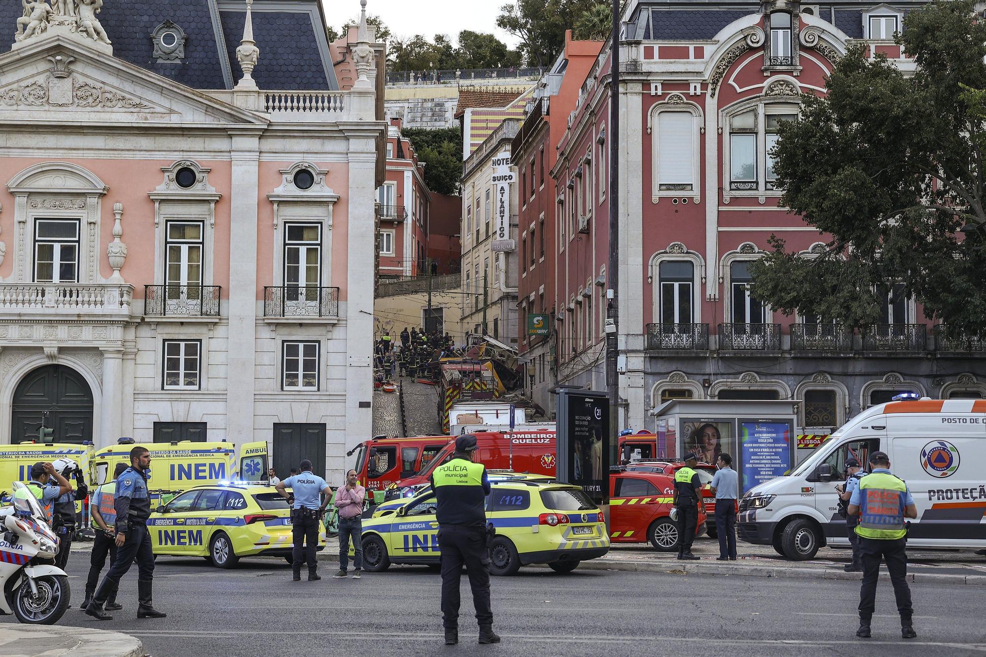 15 muertos en el descarrilamiento del Elevador de Gloria en Lisboa