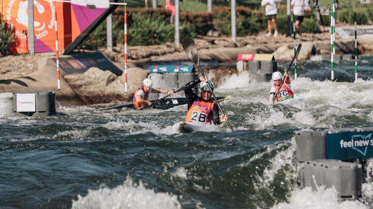 El K1 femenino de España, con Maialen Chourraut, Leire Goñi y Laia Sorribes, roza el bronce en el Mundial