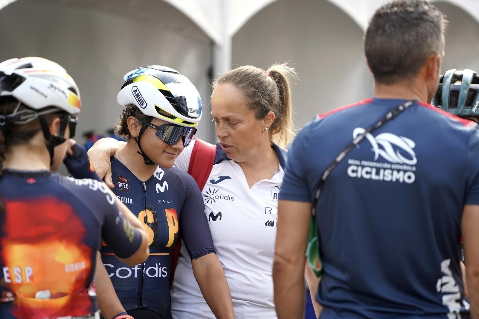 Álbum de fotos de Paula Ortiz campeona del mundo de ciclismo júnior