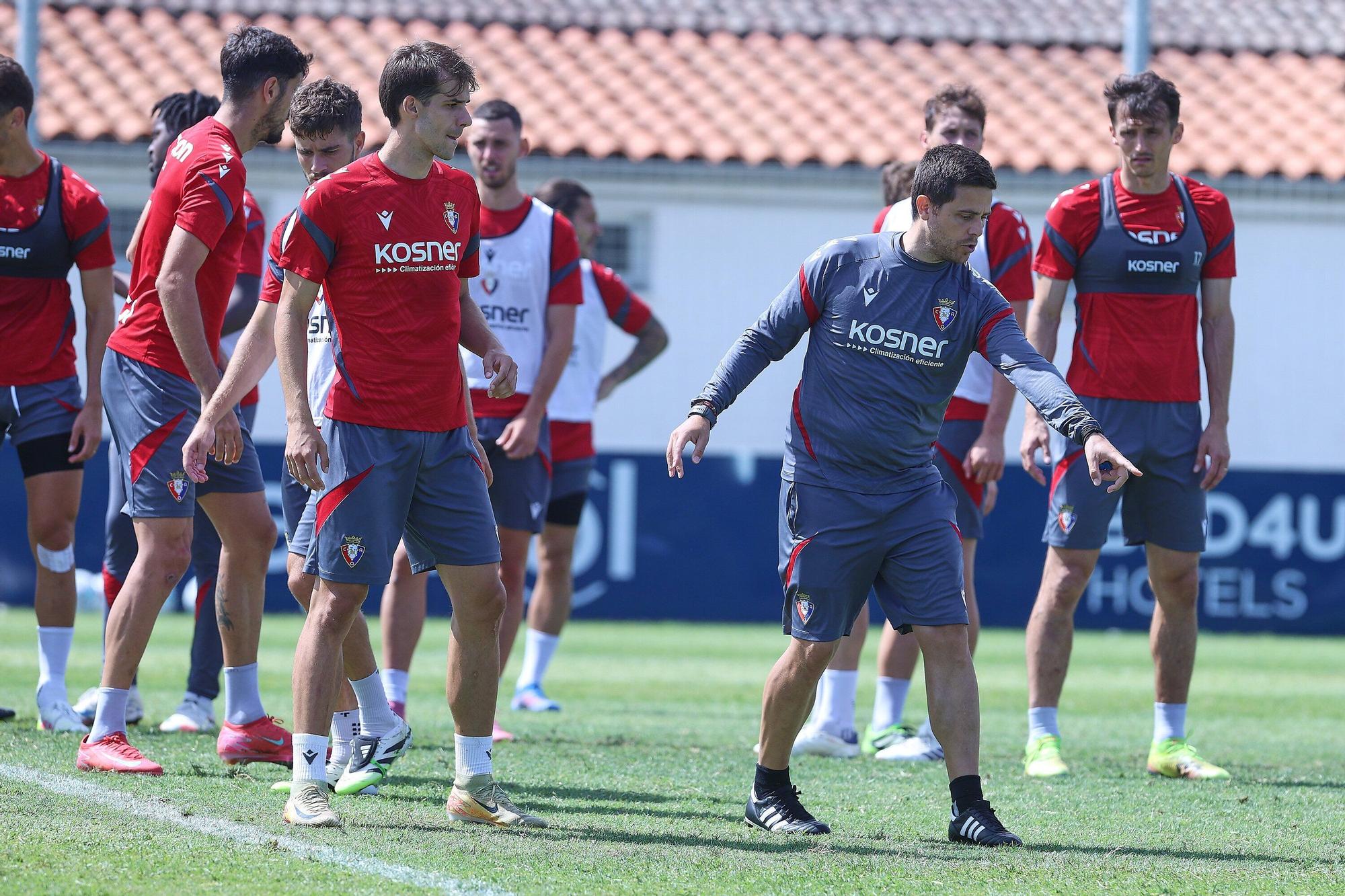 Fotos del entrenamiento de Osasuna (25/07/2025)