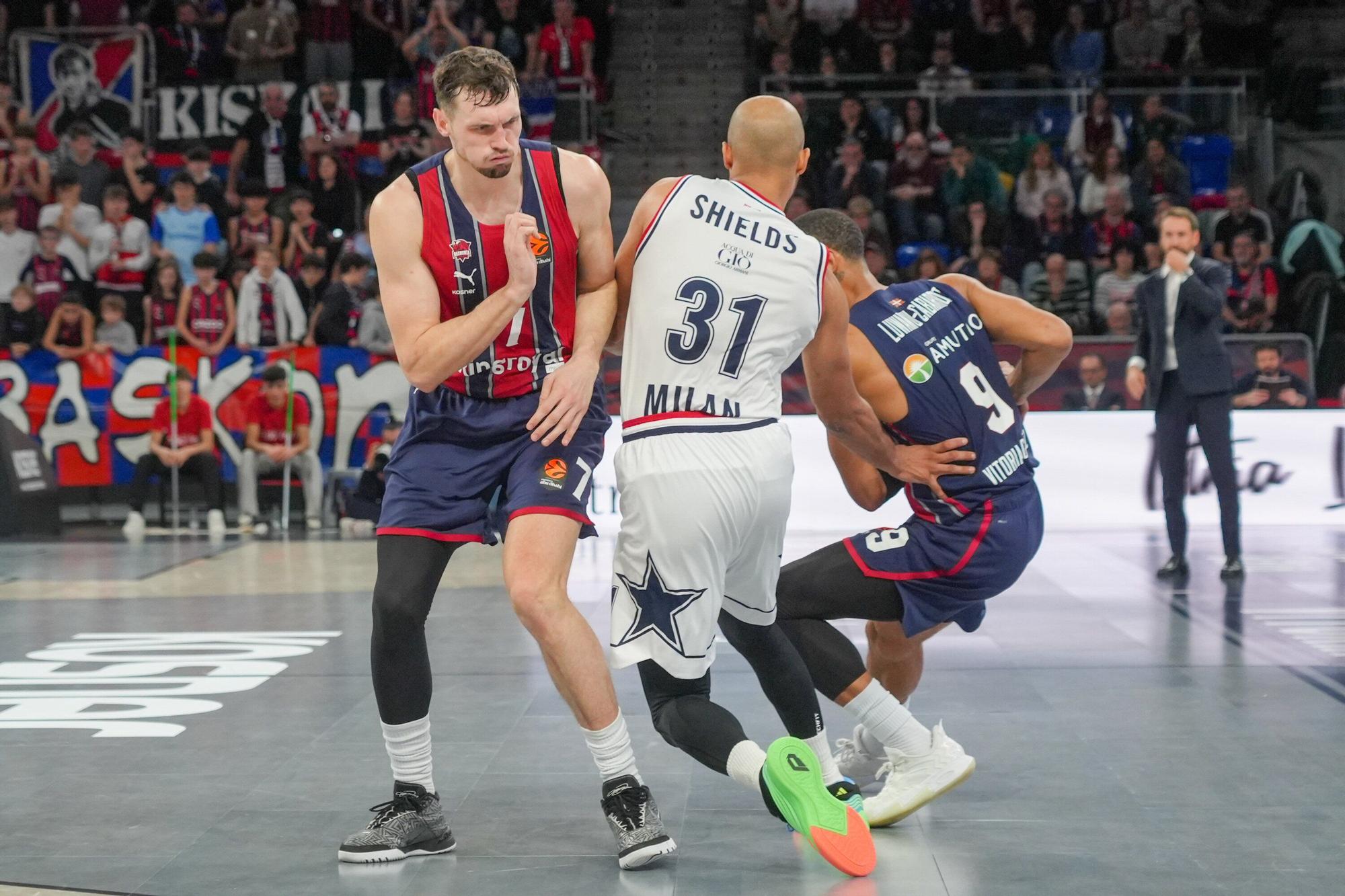 En imágenes: Baskonia se impone a Armani Milan con solvencia