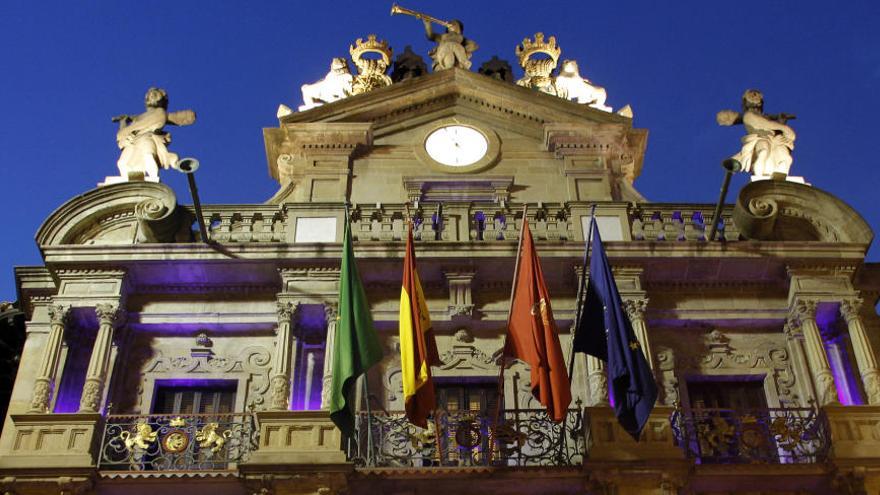 Fachada del Ayuntamiento de Pamplona.