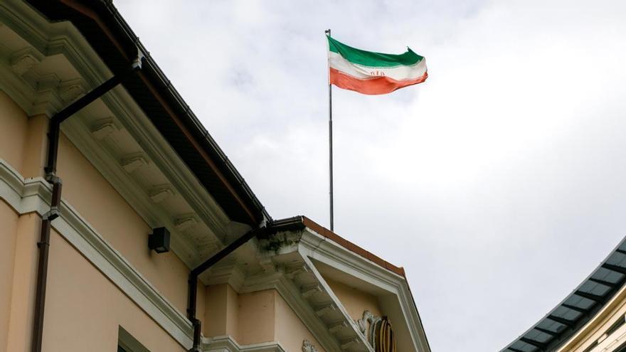 Irán incauta un petrolero extranjero con 6 millones de litros de diésel de contrabando