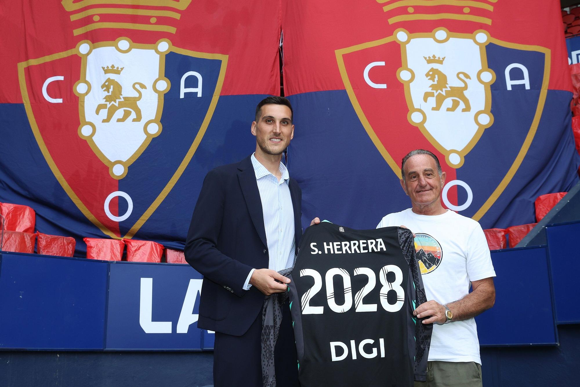 Rueda de prensa de la renovación de Sergio Herrera hasta 2028