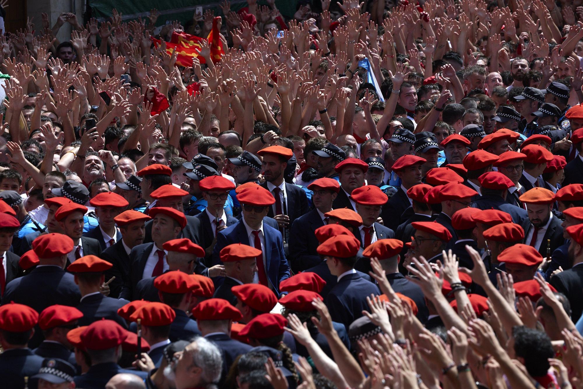 Fotos del  Chupinazo de San Fermín 2025 en Pamplona: ¡La fiesta más internacional se enciende con un grito solidario por Palestina!