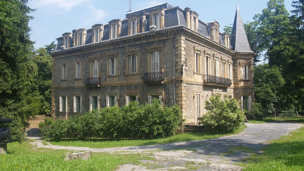 Exterior del palacio Arrizuriaga.