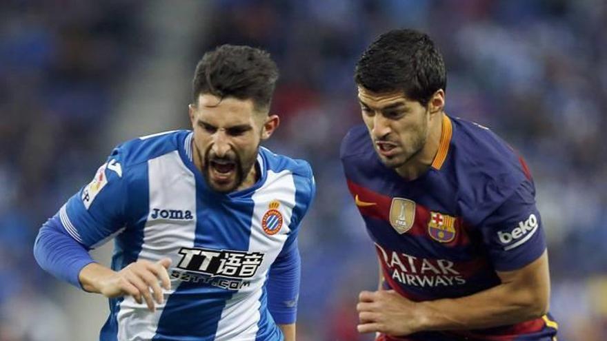 El Barça se enreda en la telaraña blanquiazul (0-0)