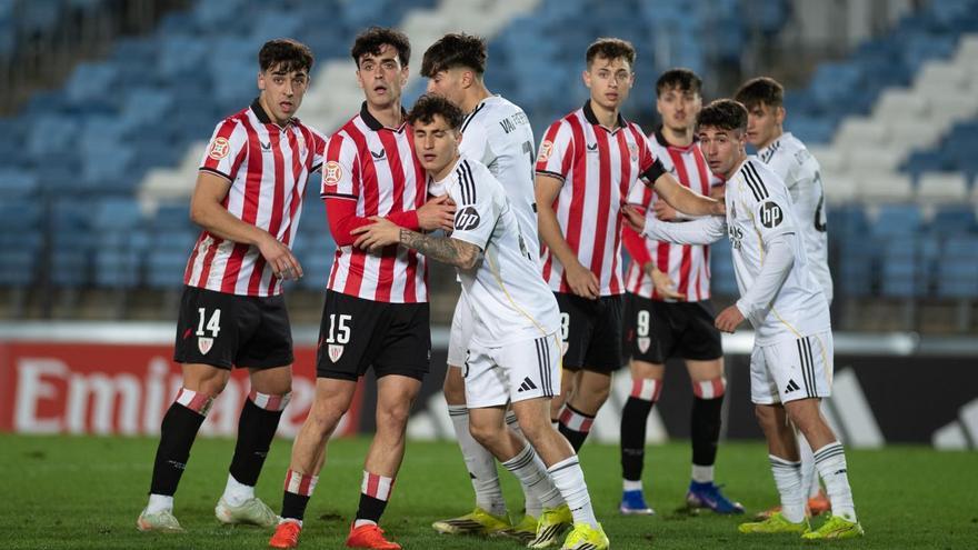 El Bilbao Athletic, derrotado tras una polémica decisión arbitral