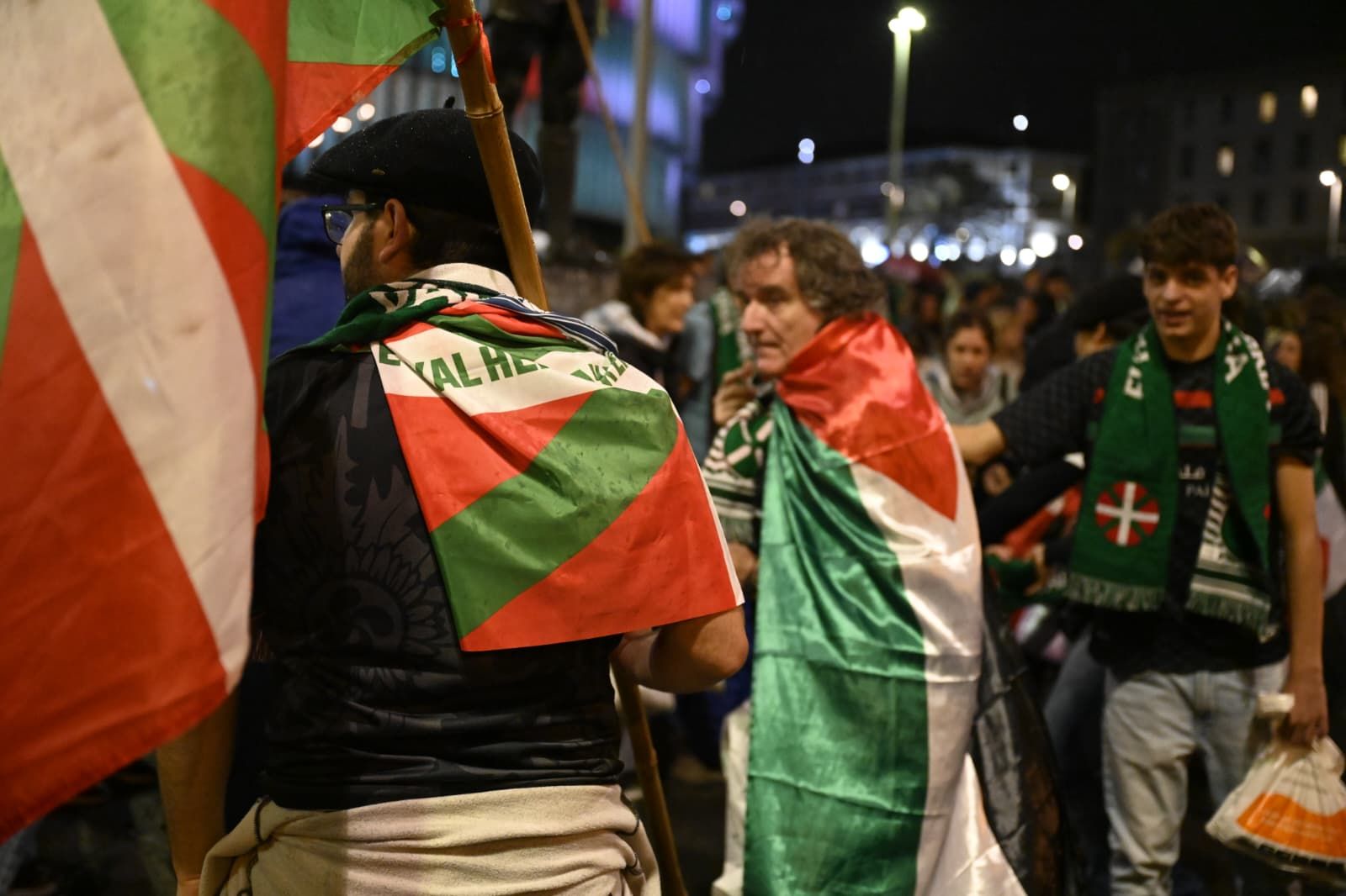 Las mejores imágenes del ambiente festivo en apoyo a Palestina