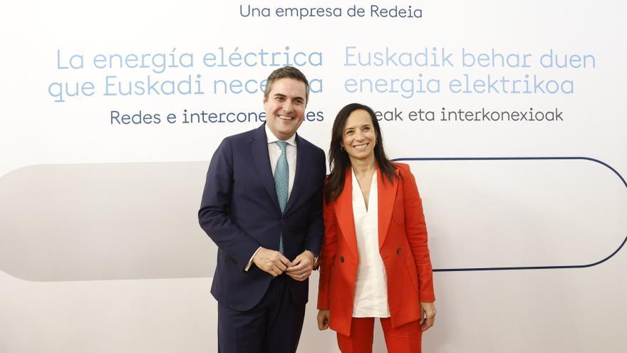 El Gobierno Vasco afirma que el proceso para los proyectos energéticos es "tedioso y burocrático" y pide "atajos"