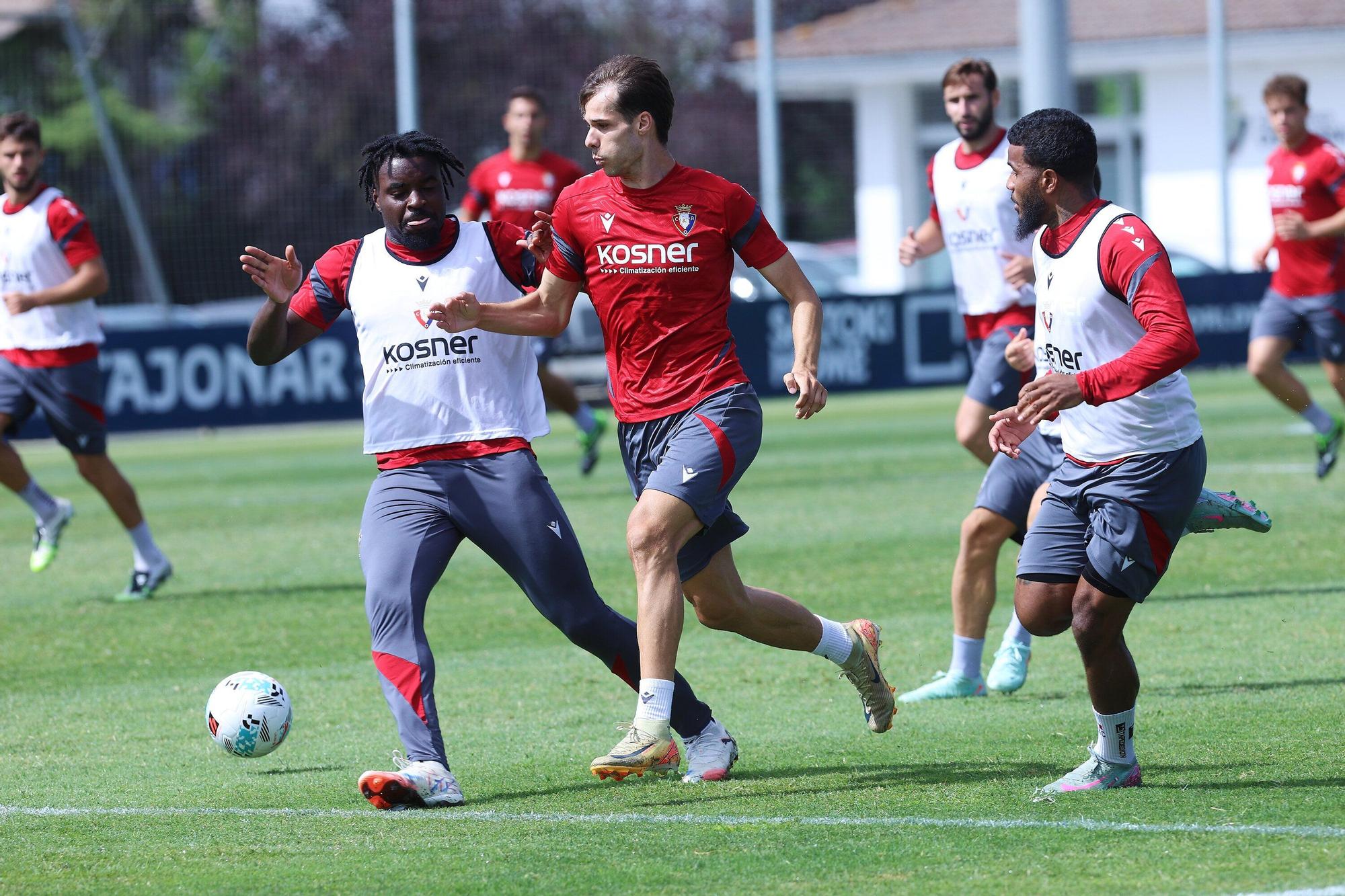 Fotos del entrenamiento de Osasuna (25/07/2025)