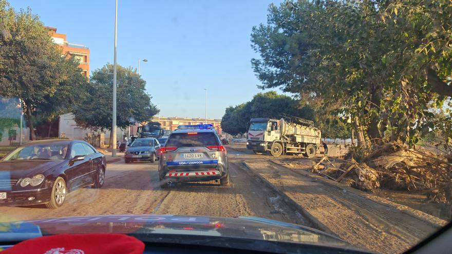 Reconocen a 23 agentes municipales de Bilbao por su ayuda en la DANA de Valencia