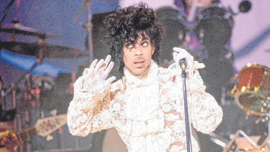 Un viaje alrededor de las 684 canciones de Prince